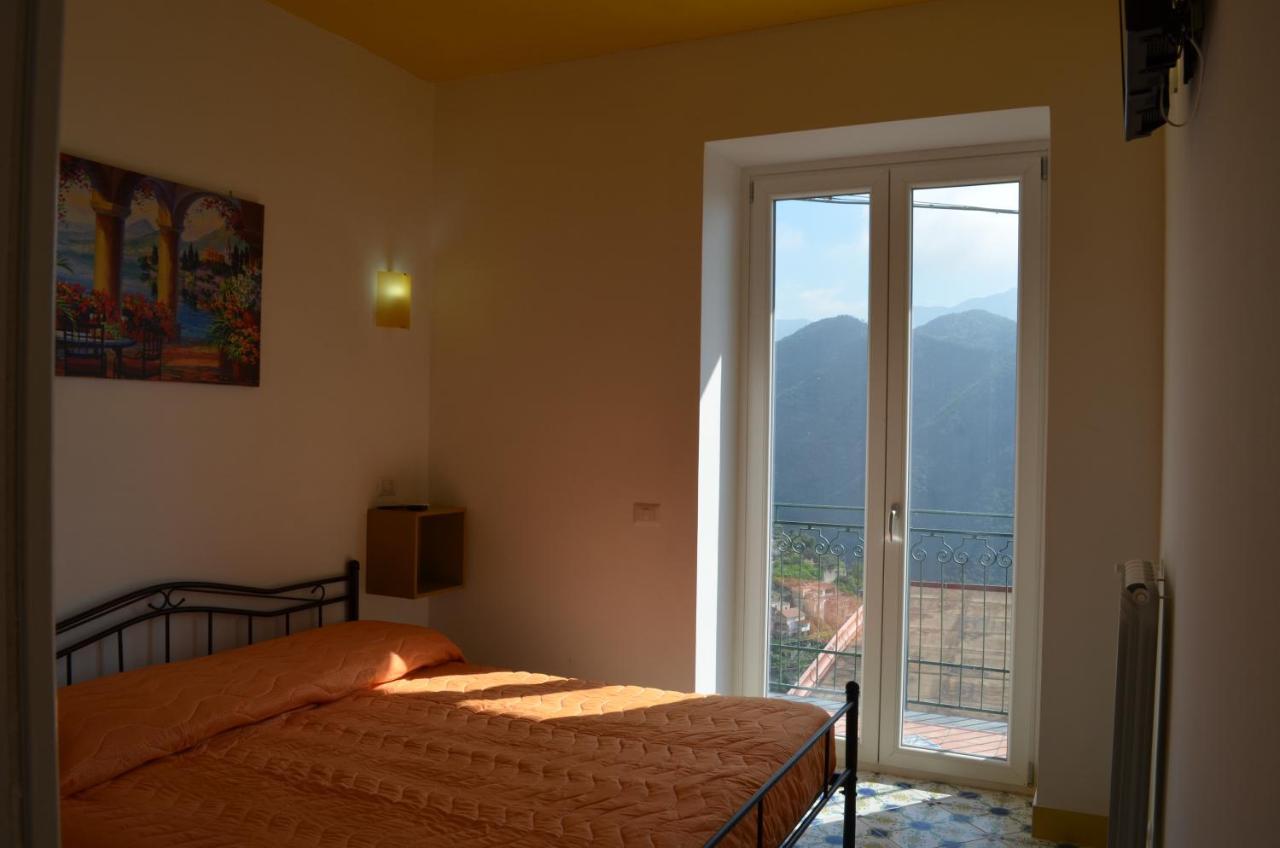 Palazzo Mansi Apartment ราเวลโล ภายนอก รูปภาพ