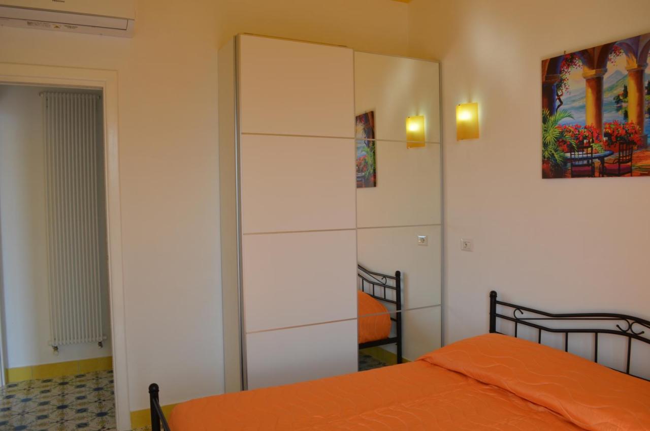 Palazzo Mansi Apartment ราเวลโล ภายนอก รูปภาพ