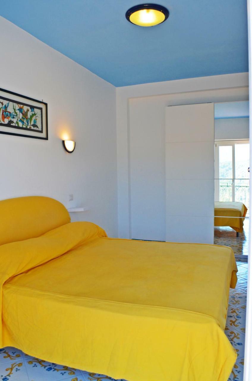 Palazzo Mansi Apartment ราเวลโล ภายนอก รูปภาพ