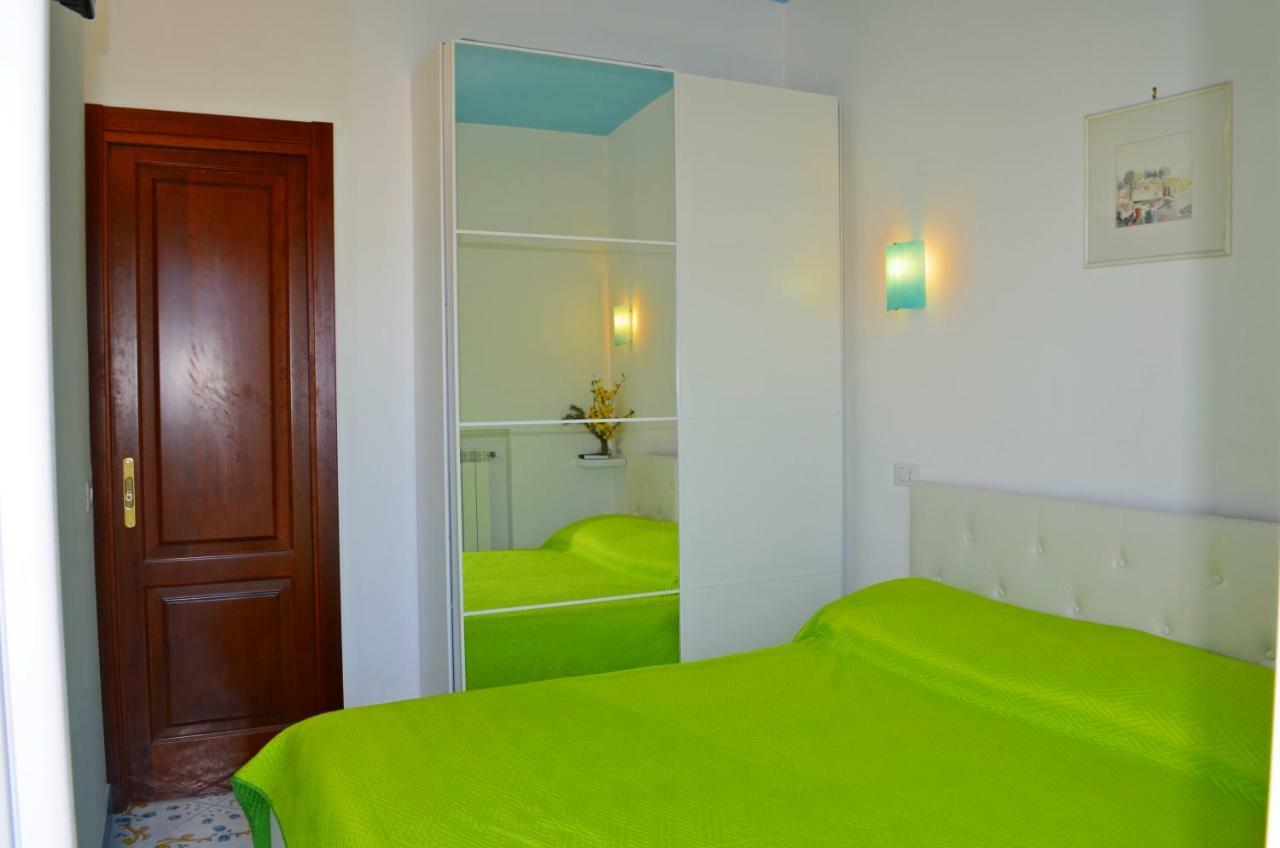 Palazzo Mansi Apartment ราเวลโล ภายนอก รูปภาพ