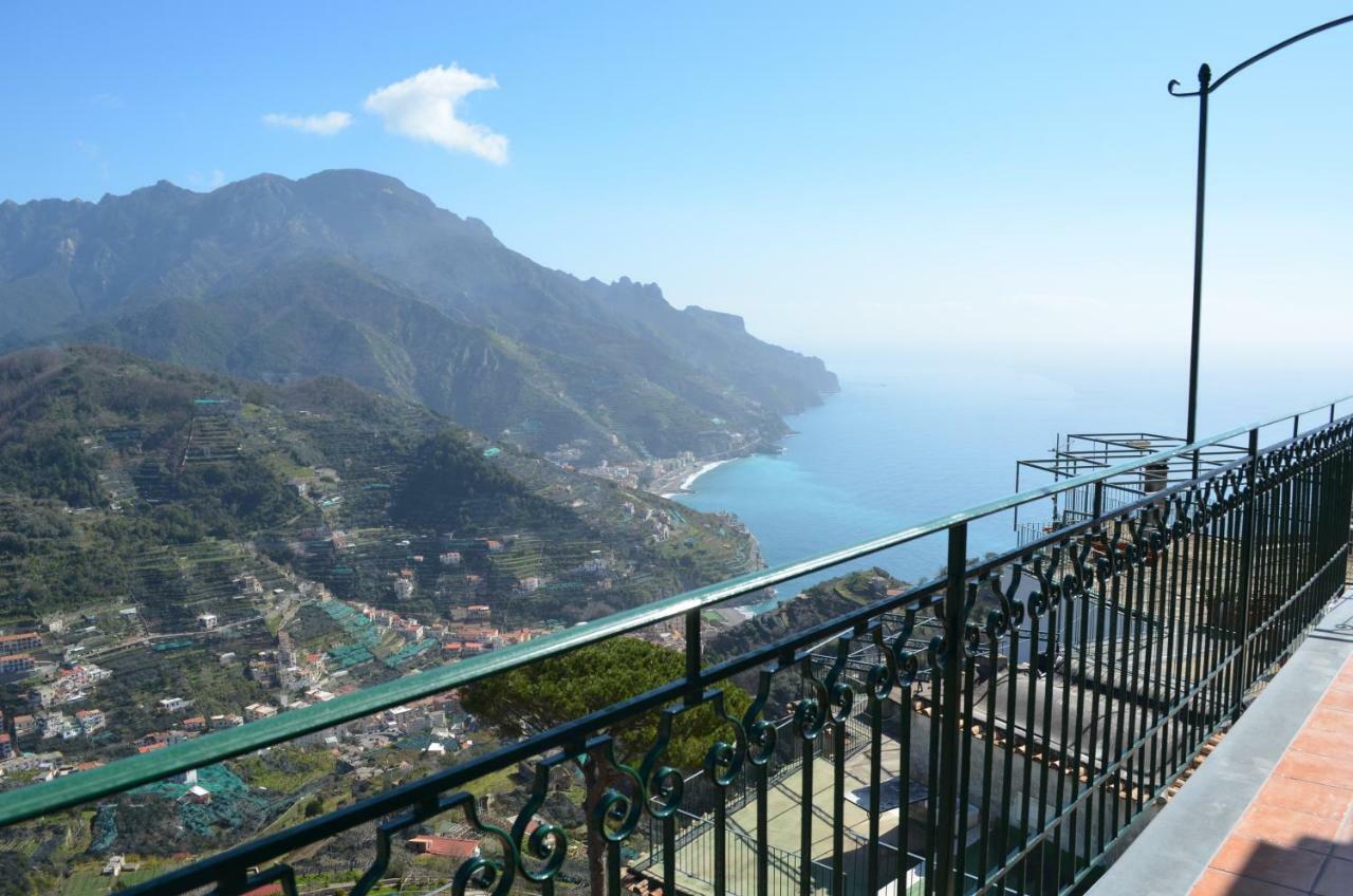 Palazzo Mansi Apartment ราเวลโล ภายนอก รูปภาพ